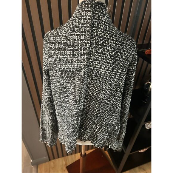 Renee C. Fringed Black & White Boucle Tweed Cropped Blazer Size 2XL - Picture 4 of 5